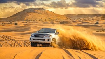 Desert Safari in Dubai A Journey into the Sands