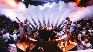 Discovering Dubai's Nightlife: A Glimpse into the City That Never Sleeps