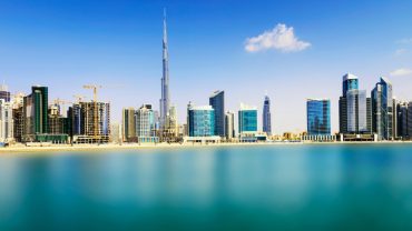 What Do People Do in Dubai When the Weather Is Too Hot?